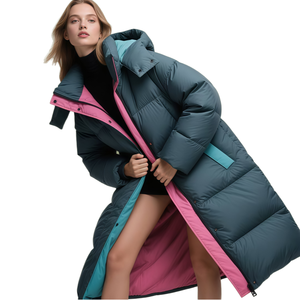 Chaqueta Larga Acolchada con Capucha para Mujer, Personalizable con Logotipo, Resistente al Viento y al Agua, Abrigo de Invierno, Venta al Por Mayor OEM, Satén Ecológico - Product Image 1