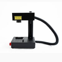 Machine de marquage et de gravure laser à fibre portable mini de bureau 5W 10W 20W 30W 50W au prix le plus bas