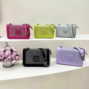 Bolsa feminina pequena com corrente para mulheres, bolsa de ombro com desenho feminino, bolsas para mulheres, 2024