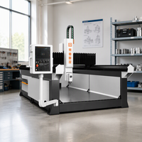 Machine de fraisage CNC 3 axes à fonctionnement stable avec table en acier à rainures en T pour le post-traitement de modèles imprimés en 3D et le travail de fraisage de fibre de verre FRP