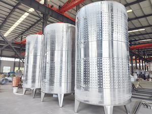 Tanque de Fermentación de Acero Inoxidable de 2000L para la Elaboración de Vino, Vino Tinto y Cerveza - Product Image 4