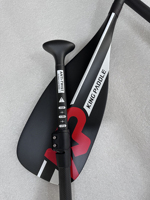 Pagaie de SUP Kingpaddle S63 légère et durable en fibre de carbone pour la course en eau ouverte