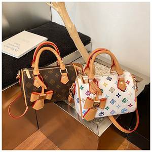 Noel hediyesi 5A + yüksek kalite toptan üretim lüks moda tasarımcısı özelleştirilmiş büyük kapasiteli kadın Crossbody çanta - Product Image 1