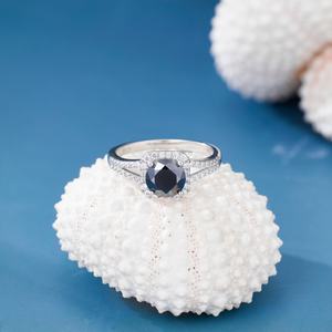 แหวนเพชรสีเงิน S925สุดอินเทรนด์สำหรับผู้หญิงแหวนแต่งงานทรงกลมเจียระไนเพชรสีเงิน S925 - Product Image 2