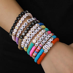 Europe et les États-Unis Bijoux transfrontaliers Taylor. Swift Fans Couleur Doux Poterie Bracelet Nom Anglais Bracelet Ensemble Femmes - Product Image 2