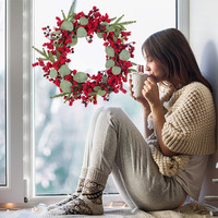 Guirlande de Noël en eucalyptus et pin de 45 cm avec baies rouges, écologique, style ferme moderne, décoration de Pâques, verdure artificielle