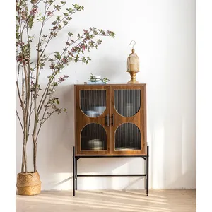 В пасторальном стиле мебель для гостиной коричневого цвета из массива дерева, шкаф для хранения со стеклянной дверью и железными ножками
