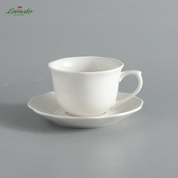 Tasses et soucoupes en porcelaine blanche de 200 ml personnalisables avec logo, en gros de Chine, pour café et thé, à sublimation, en forme de fleur, à prix abordable