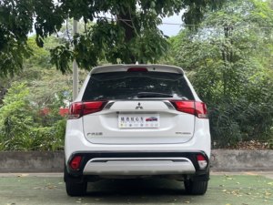 2018 מיצובישי מחוץ לנחתת 2.0l כבוד מהדורה שני גלגל 5 מושבים בשימוש מכונית - Product Image 4