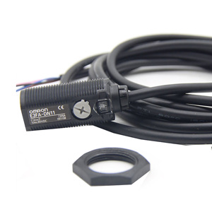 Nouveau capteur photoélectrique Omron série E3FA (E3FA-DN14/E3FA-DN15/E3FA-RN11) – Authentique et neuf pour l'automatisation industrielle - Product Image 1