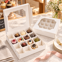 Boîte de rangement pour desserts personnalisée à 16 compartiments avec fenêtre transparente, adaptée aux bonbons, au chocolat, aux biscuits, avec doublure
