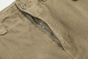 Nouvel arrivage de <span class=keywords><strong>jeans</strong></span> pour hommes personnalisés pantalons cargo pour hommes d'affaires <span class=keywords><strong>jeans</strong></span> cargo décontractés avec poches plates à bord en sergé <span class=keywords><strong>kaki</strong></span> - Product Image 6