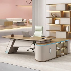 Moderner L-förmiger Chefschreibtisch und Stuhl-Kombination Kiefernholz-Panel Modulares Design Einzelpersonen-Luxus-Computertisch - Product Image 2