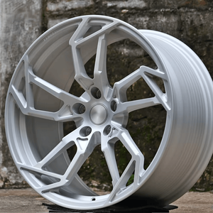 Cerchi Forgiati a Cinque Razze DEAN DP151 6061 per Chevrolet Camaro, 19/20/21/22" 5x112/114.3/120, Argento Spazzolato, Nuovi Cerchi Personalizzati - Product Image 3