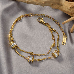 Bracelet à maillons en acier inoxydable plaqué or 18 carats avec zircon, design lettre, classique, pour l'amitié, pour l'anniversaire des femmes - Product Image 2