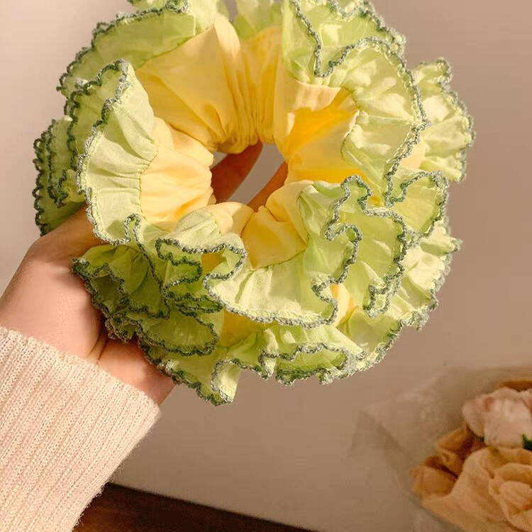 สีเหลือง