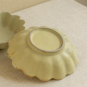 Porselen yemek Nordic plaka Vintage seramik kase Petal şekilli seramik tabak - Product Image 6