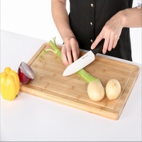 Planche à découper carrée de cuisine en bambou et en bois avec poignée, utilisée comme planche collante pour couper les légumes, les fruits et le pain