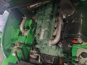 Montacargas Diésel de Alta Configuración con Doble Neumático Delantero, 5, 7 y 8 Toneladas, con Mástil de Elevación Libre, Cabina, Horquillas de 1220 mm y Extensor de Horquillas - Product Image 3