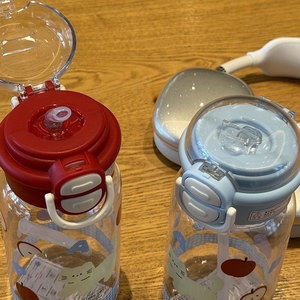 Sevimli Karikatürlü Plastik Pipetli Su Şişesi, Çift İçimli Büyük Kapasiteli Taşınabilir Bardak, Kız Öğrenciler İçin Açık Hava Kullanımı - Product Image 5