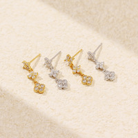 Boucles d'oreilles clous en argent sterling 925 plaqué or 18 carats de luxe avec zircone, motif fleur trèfle, pour femme