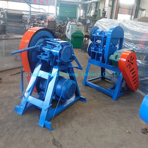 Machine de coupe de pneu de déchets de lame en alliage/acier robuste coupée à des blocs de caoutchouc de 50X50mm, faible dépense d'entretien durable - Product Image 4