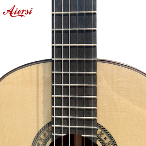 <span class=keywords><strong>Guitarra</strong></span> Clásica <span class=keywords><strong>de</strong></span> Cuerdas <span class=keywords><strong>de</strong></span> Nylon Aiersi, Cuerpo con Incrustaciones <span class=keywords><strong>de</strong></span> Arce Rizado, Gran Sonido, Hecha a Mano con Habilidad Española, Modelo Chamber Concert - Product Image 6