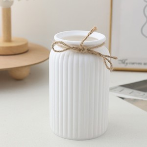 Vase à fleurs séchées en plastique de style européen simple, petits vases à fleurs fraîches pour centre de table de mariage - Product Image 5