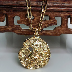 Ancienne tête de <span class=keywords><strong>lion</strong></span> Collier plaqué or 18 carats Dainty Fashionable Zodiac Sign Vintage Coin Pendant Trendy Brass Jewelry - Product Image 3