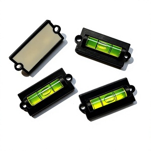 Herramienta de Alineación de Precisión 4 en 1 de Nivel Industrial con Nivel de Burbuja para Uso en Construcción e Ingeniería - Product Image 5