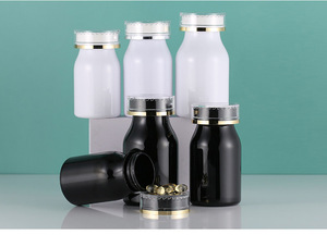 Vente en gros de bouteilles de bonbons en plastique durables pour un stockage et un affichage pratiques pour l'utilisation de médicaments et de pilules - Product Image 3