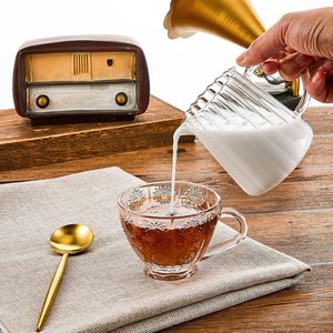 Jarra de Vidrio Transparente Apta para Microondas con Asa y Boquilla, Jarra de Vidrio Resistente al Calor para Café, Té, Leche, Agua, Uso en el Hogar y la Oficina - Product Image 4