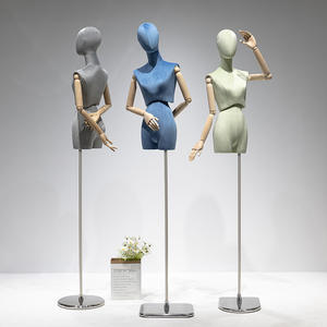 Manekin Wanita Setengah Badan Mewah Berbahan Beludru Warna-warni, Realistis, untuk Pajangan Pakaian, dengan Lengan Kayu - Product Image 2