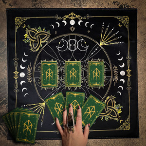 Nouvelle nappe de Tarot velours épaissi 63*63CM croix celtique Tarot carte tissu lecture Cabot Tarot nappe - Product Image 1