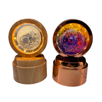 Lampe de chevet rotative USB en forme de boule de cristal 3D gravée au laser, avec base en plastique LED et effet glace craquelée, lumière chaude pour la maison