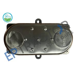 EPTRACTOR - RE59296-5 Refroidisseur d'huile à plaques compatible avec John Deere 5425, 5625, 5725 - Product Image 2