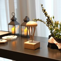 Ornement de méduse en bois dynamique fait main Jhisen, cadeau de luxe de niche haut de gamme, mini décoration de bureau apaisante pour bureau
