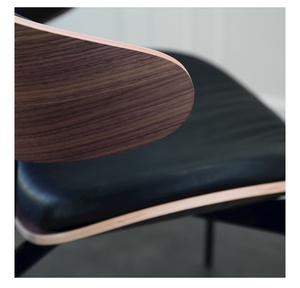 Chaise de salle à manger moderne de style nordique, luxe léger, structure en bois massif, coussin en cuir, dossier incurvé, pieds en métal, pour la maison, le restaurant, le bistrot - Product Image 6