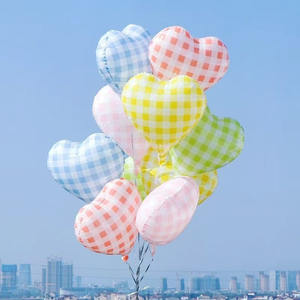 Globos de Aluminio con Diseño de Corazón Pastel, Cuadros Azules y Blancos, para Fiestas de Fotografía, Decoración de Fiestas de Fútbol 2026 - Product Image 1