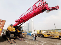 Grue sur chenilles SCC750A de 75 tonnes, robuste et de qualité, capacité de levage élevée, grue puissante à vendre