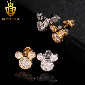 कस्टम 18k सोने के गहने छोटे हूप इयररिंग्स 925 स्टर्लिंग सिल्वर vs1 मोइससानाइट हुगी मिकी माउस स्टड डिजाइन - Product Image 4