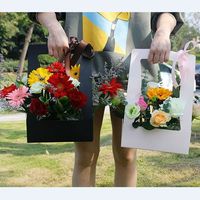 Boîte cadeau en carton blanc en forme de cœur, avec poignée longue, pour arrangements floraux frais, emballage de fêtes, thème amour