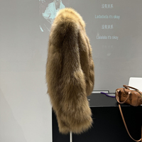 Manteau de fourrure d'hiver de luxe pour femmes avec veste en fourrure de renard véritable respirant et doublure en polyester