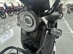 Vélo électrique portable avec pneus de 20 pouces et moteur de moyeu arrière, batterie intégrée, écran LED, équilibré, pour achat en gros - Product Image 5