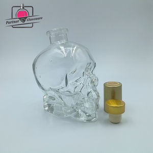 <span class=keywords><strong>Bouteille</strong></span> <span class=keywords><strong>de</strong></span> vin en verre transparent vide <span class=keywords><strong>de</strong></span> 800 ml en forme <span class=keywords><strong>de</strong></span> crâne, fournisseur d'usine, avec bouchon - Product Image 3
