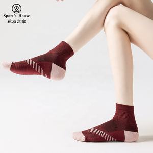 Chaussettes de randonnée en <span class=keywords><strong>laine</strong></span> mérinos pour hommes et femmes, logo personnalisé, design sans couture, nouveau design avec fil de cachemire pour la saison hivernale - Product Image 6
