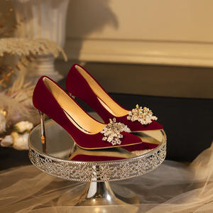 Chaussures en cuir à talons chaton ajourées, confortables, à bout pointu et talon bas, imperméables, pour hommes et femmes - Product Image 1