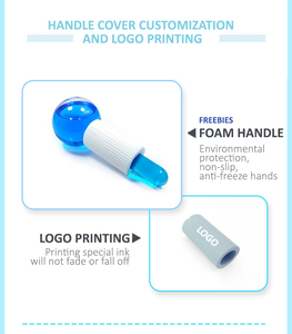 ลูกกลิ้งน้ำแข็งสำหรับทำทรีทเ<span class=keywords><strong>ม</strong></span>นต์หน้า พร้อ<span class=keywords><strong>ม</strong></span>โลโก้สั่งทำ ใช้ซ้ำได้ พร้อ<span class=keywords><strong>ม</strong></span>ด้ามจับโฟม  รับผลิตแบรนด์ส่วนตัว อุปกรณ์ดูแลผิว สำหรับขายส่ง - Product Image 4