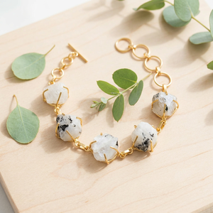 Pulsera de Cadena Vintage con Baño de Oro y Piedra Natural, Diseño de Eslabones de Latón, Joyería Unisex para Boda - Product Image 1