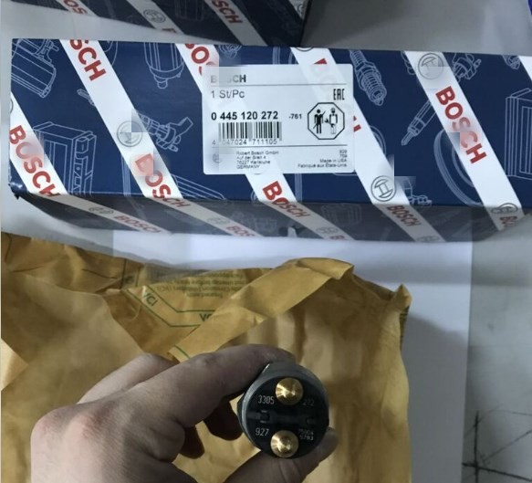 diesel fuel injector nozzle 0445120272 factory supply common rail injector 0445120272 for CASE Cummins 8.3 KOMATSU